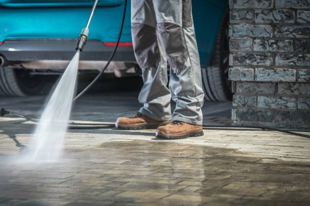 Best Pool Deck Cleaning  in Ambridge, PA